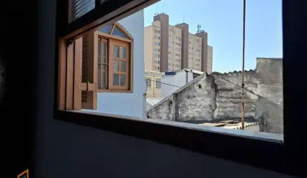 Sobrado a venda no centro de Mogi das Cruzes por R$ 450.000,00.