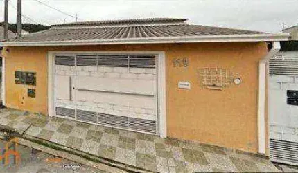 Casa à venda, 300m²,  com edícula. em Mogi das Cruzes