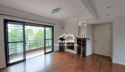 Vende apartamento de 111m², 3 dormitórios, varanda com churrasqueira e 2 vagas.