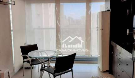 Vende apartamento compacto com 32m² na Vila Cordeiro