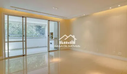 Vende lindo apartamento com 141m², 3 suítes, varanda gourmet e lazer clube no Panamby.