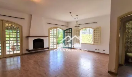 Vende casa tipo sobrado com 4 dormitórios e piscina no Jardim Leonor