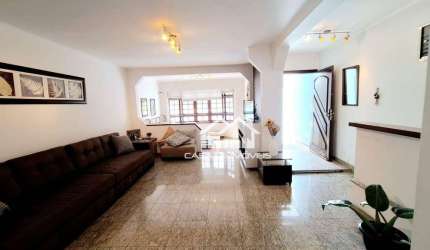 ende casa tipo sobrado com 270m² com 3 dormitórios, espaço gourmet e 3 vagas, no Morumbi.