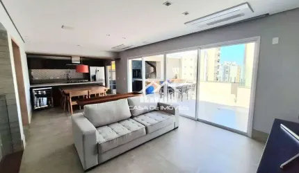Vende cobertura duplex com 3 suítes, piscina, espaço gourmet, no Panamby.