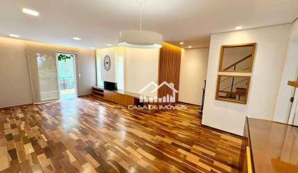 Vende casa em condomínio de 204m², com  3 dormitórios, 1 suíte, 2 vagas