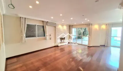 Vende ou aluga casa no Morumbi com 4 suítes, piscina, churrasqueira e 8 vagas de garagem, próximo ao estádio.