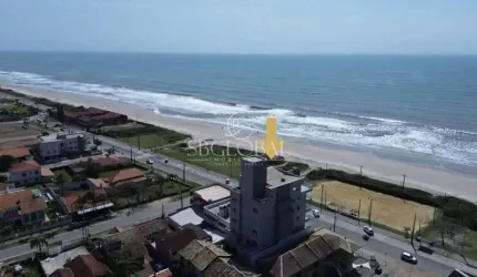 Apartamento frente para o mar com alto padrão de acabamento