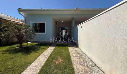 Casa com Cozinha Planejada no Balneário Rainha do Mar em Itapoá-SC