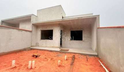 Casa nova a poucos metros do Centro, por apenas R$237.000,00 em Itapoá/SC