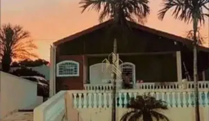 Casa com 3 dormitórios à venda, 250 m² por R$ 880.000,00 - Chácaras Maringá - Atibaia/SP