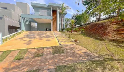 Casa de Condomínio Figueira Garden em Atibaia/SP