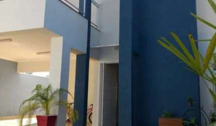 CASA DE 290M² DE ÁREA CONSTRUÍDA COM 3 DORMITÓRIOS, SENDO 1 SUÍTE NO BAIRRO DA COLÔNIA EM JUNDIAÍ SP ***ESTUDA PERMUTA POR IMÓVEL DE MENOR VALOR ***