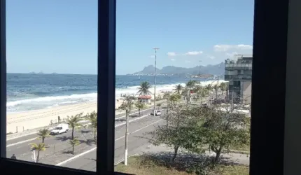 Lindo apartamento em frente ao MAR