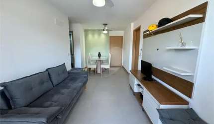 BELÍSSIMO APARTAMENTO ENTRE O MAR E A LAGOA