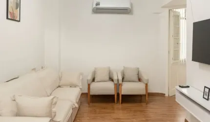 Apartamento Nossa Senhora de Copacabana mobiliado luxo de 54 metros na melhor quadra da praia! !