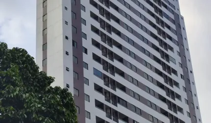 APARTAMENTO COM 03 QUARTOS EM CASA AMARELA
