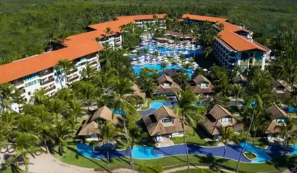 Excelente apartamento em condomínio Beira Mar em Muro Alto!