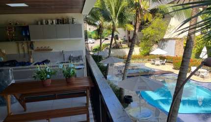 Excelente apartamento mobiliado de 3 quartos, varanda e vaga na garagem na praia de Muro Alto