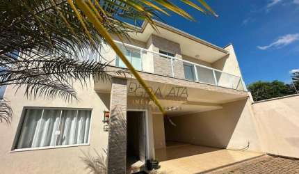 Casa com 4 dormitórios à venda, 326 m² por R$ 920.000,00 - Rezende - Varginha/MG