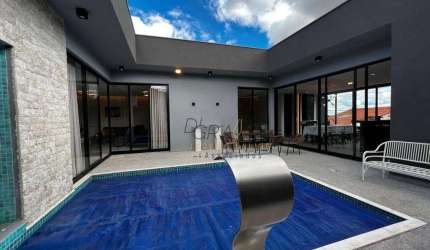 Casa com 4 dormitórios à venda, 387 m² por R$ 2.500.000,00 - Campos Elíseos - Varginha/MG