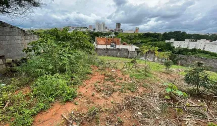 Terreno à venda, 360 m² por R$ 210.000,00 - Alta Villa - Varginha/MG