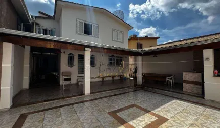 Casa com 5 quartos à venda, 317 m² por R$ 680.000 - Jardim Andere - Varginha/MG
