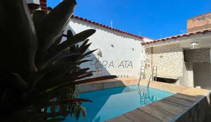 Casa com 5 dormitórios à venda, 279 m² por R$ 900.000,00 - Bom Pastor - Varginha/MG