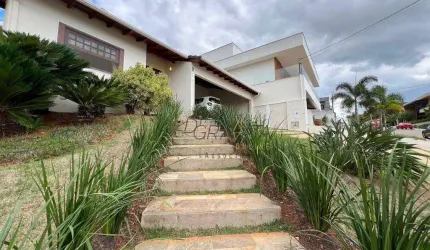 Casa com 3 dormitórios à venda, 287 m² por R$ 2.250.000,00 - Residencial Parque Imperador - Varginha/MG