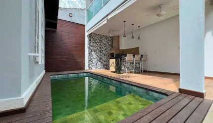 Casa com 3 dormitórios à venda, 172 m² por R$ 900.000,00 - Santana - Varginha/MG
