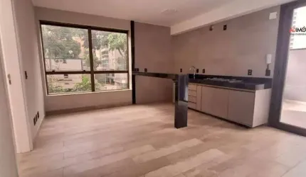 Área Privativa com área interna de 55m² e área externa de 62m², 01 quarto suíte, 02 vagas, no Lourdes