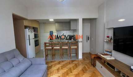 Apartamento todo reformado com área de 66m², 02 quartos, 01 suíte, 02 vagas de garagem, no Barro Preto