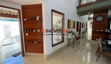 Casa de 02 pavimentos com habite-se, área construída de 621m², 05 suítes, 08 banheiros, espaço gourmet, 04 vagas de garagem, no Fernão Dias