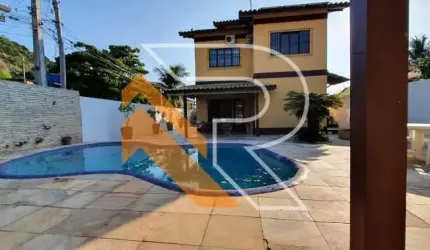 Casa com 4 quartos à venda na Rua Santo Antônio, Itaipu, Niterói, 126 m2 por R$ 850.000