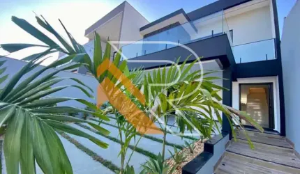 Casa com 4 quartos à venda na Rua José de Carvalho Heitor, Camboinhas, Niterói, 247 m2 por R$ 2.600.000
