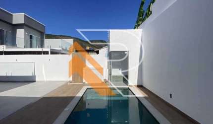 Casa com 4 quartos à venda na Rua Roberto Paragó, Itaipu, Niterói, 213 m2 por R$ 1.400.000
