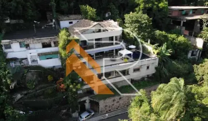 Casa com 5 quartos à venda na Estrada Leopoldo Froes, São Francisco, Niterói, 949 m2 por R$ 3.000.000