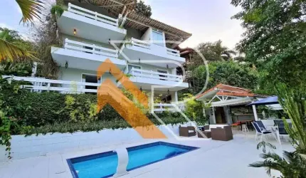 Casa em condomínio fechado com 4 quartos à venda na Avenida Ewerton Xavier, Itaipu, Niterói, 480 m2 por R$ 1.250.000