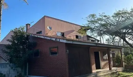 Casa, 2 quartos centro Garopaba SC