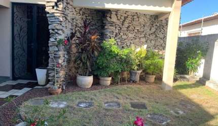 Casa com 4 dormitórios à venda, 360 m² por R$ 580.000,00 - Lagoa Nova - Natal/RN
