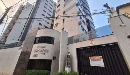 Apartamento com 3 dormitórios à venda, 90 m² por R$ 330.000 - Petrópolis - Natal/RN