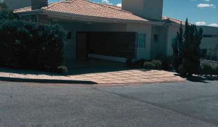 CASA NO RESIDENCIAL GRAN PARK