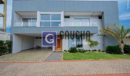 Sobrado à venda no bairro Pacaembu - Cascavel/PR