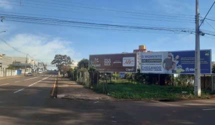 Terreno à venda no bairro Centro - Cascavel/PR