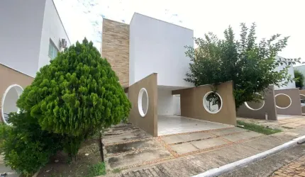 Casa com 3 dormitórios para alugar, 180 m² por R$ 6.639,00/mês - Morros - Teresina/PI