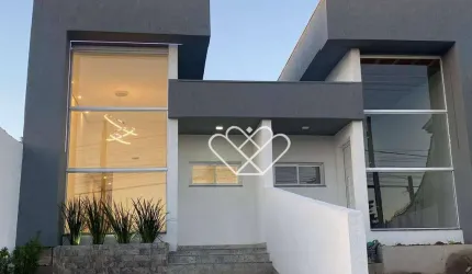 Residência Exclusiva a 50mts da Av. Dorival - Oportunidade Única!