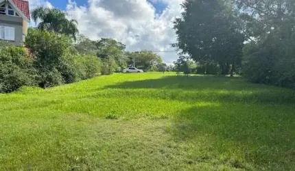 Terreno Exclusivo de 1500m² em Condomínio de Alto Padrão