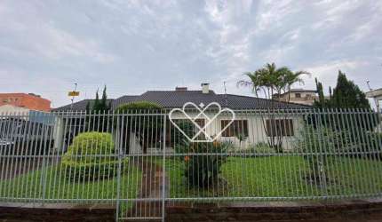 Casa Espaçosa com Piscina e Área Gourmet na Vila Imbuhy – Conforto e Lazer para Sua Família