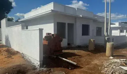 Encantadora Casa no Bairro São Luiz com 2 Dormitórios e Vaga Coberta – Sua Nova Oportunidade!