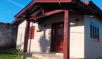 Casa com 3 Quartos e 2 Banheiros no Bairro Sagrada Família – Aluguel Sem Burocracia e Online!