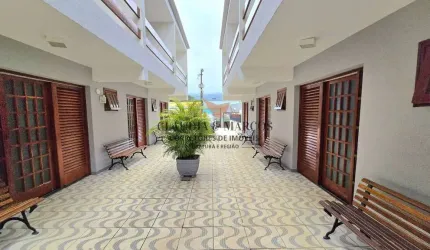 APARTAMENTO DUPLEX EM CONDOMÍNIO.